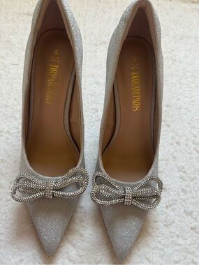Dream Pairs Silver Glitter Rhinestone Bow Pointed Toe Stiletto Heels 8